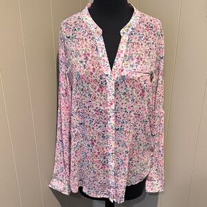 B36 Kut from the Kloth Women’s Large Pink Floral Split V-Neck Blouse